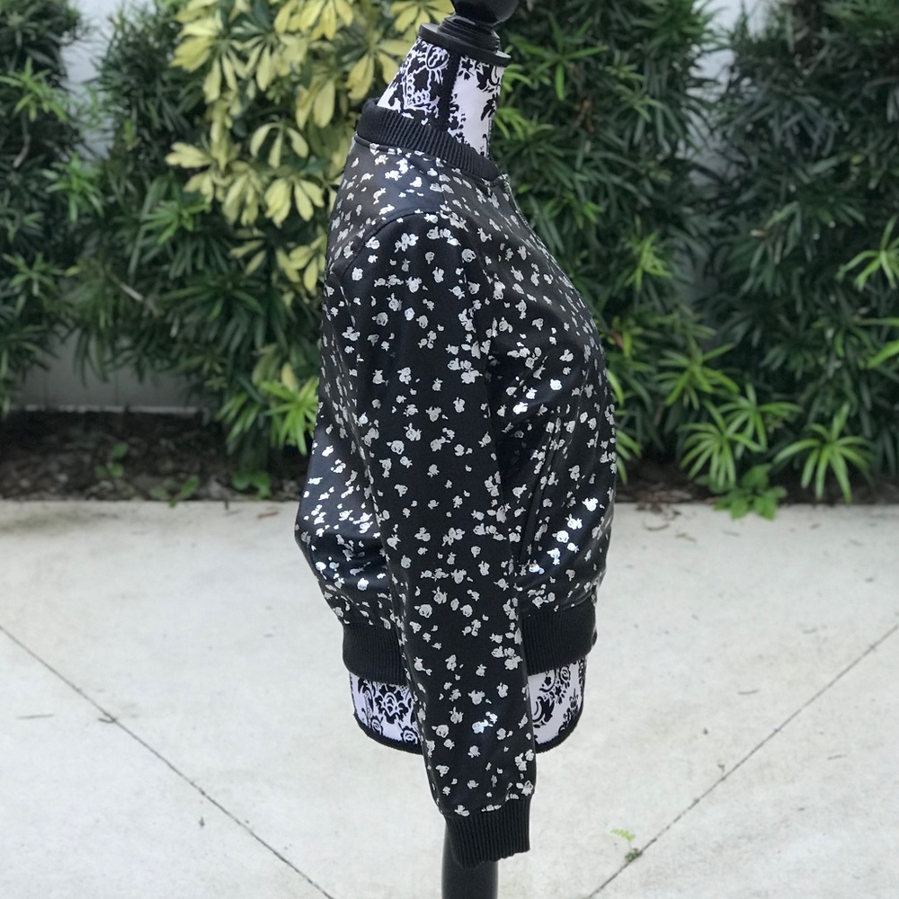Michael Kors Jacket Black Silver Flowers Roses 🌹Zip Women's Size XS S - Picture 2 of 9